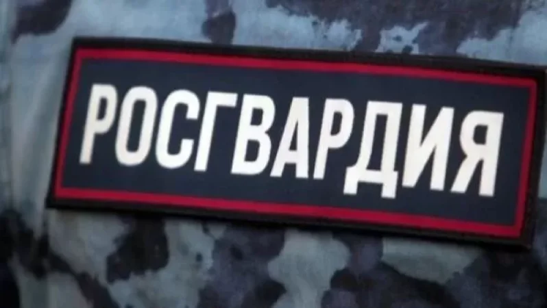 Եկատերինբուրգում հատուկջոկատայինները գնդակահարել են պաստառներ գողանալու մեջ կասկածվողին․ սպանվածի հայրը ահազանգում է
