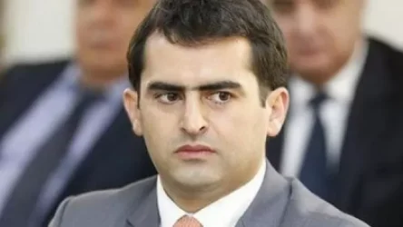 Դավթաշենի փոստի աշխատակիցները ստիպված են եղել ոստիկաններ հրավիրել կարգ ու կանոն հաստատելու համար․  Արշակյան