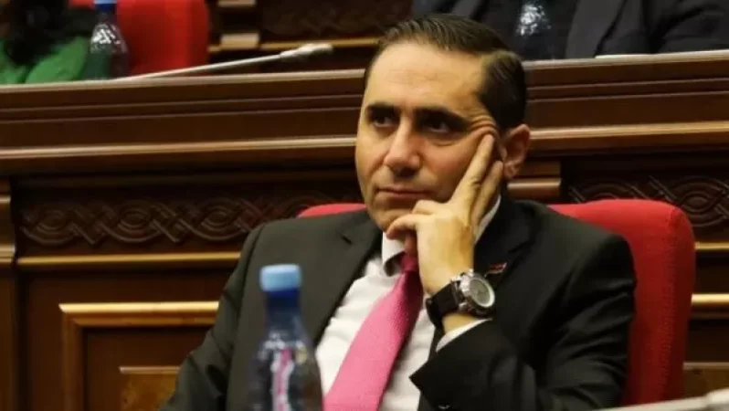 Մարտին Ծառուկյանը զգուշացնում էր, որ պետք է հրատապ սահմանը փակել Իրանի հետ․ Աբովյանը հիշեցնում է Սիմոնյանին