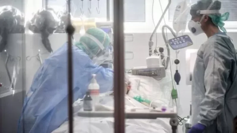 Կորոնավիրուսից մահացած անձանցից ամենաերիտասարդը 44-ամյա կին է, ամենատարեցը՝ 90-ամյա տղամարդ