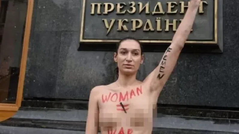 Զելենսկու գրասենյակի մոտ կինը բողոքի ակցիա է իրականացրել