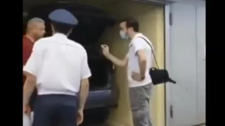 ՏԵՍԱՆՅՈՒԹ.  Եկել ես, ինձ ասում ես` իմ տան մեջ պետք է դիմակ կրե՞մ. միջադեպ Դանիել Իոաննիսյանի և ոստիկանության գնդապետի միջև