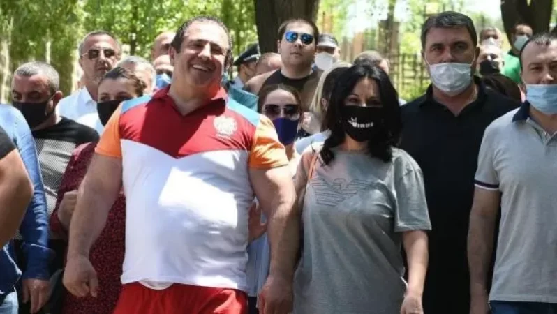 Գագիկ Ծառուկյանին անձեռմխելիությունից զրկելու հարցով ԱԺ դիմելու որևէ քաղաքական որոշում չկա և չի կարող լինել. Դատախազություն