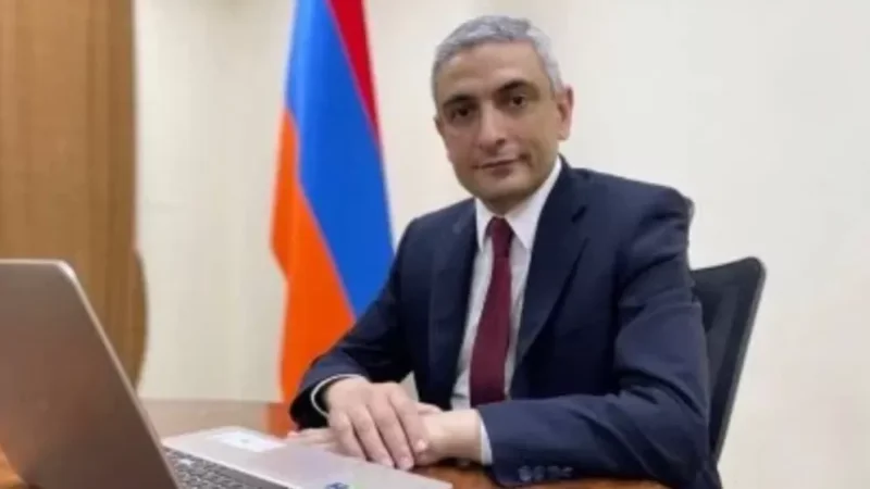Հարուստ կենսագրական տվյալներ ունեցող փոխնախարարը բնակարաններ է գնել. «Ժողովուրդ»
