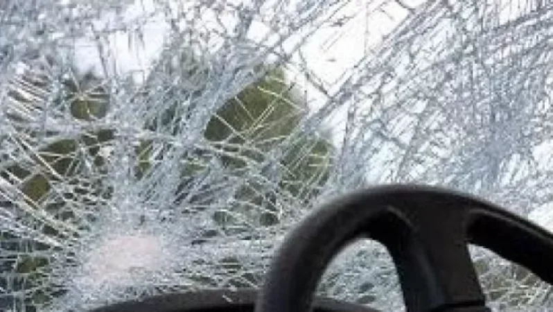 Ավանում «Hyundai Elantra»-ն բախվել «Մերսեդեսին» ու «Nissan March»-ին. 3 հոգու հասցրել են հիվանդանոց