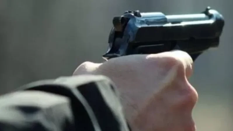 Գրողների միության շենքի մոտ վեճի մասնակիցներից մեկը կրակել էր մյուսի աչքին