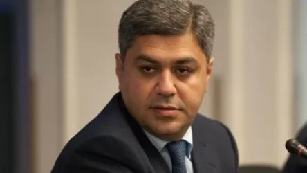 «Լուսավոր Հայաստանն» ապացուցեց, որ պետության սահմանադրական կարգը տապալած անձի կցորդ է. Վանեցյան. Pastifno