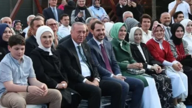 Էրդողանի փեսային ու ընտանիքին սոցցացնում վիրավորելու համար 11 մարդ է ձերբակալվել