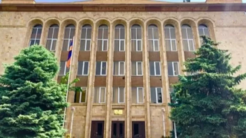 Միջադեպ Սահմանադրական դատարանում՝ ոստիկանների մասնակցությամբ. News. am