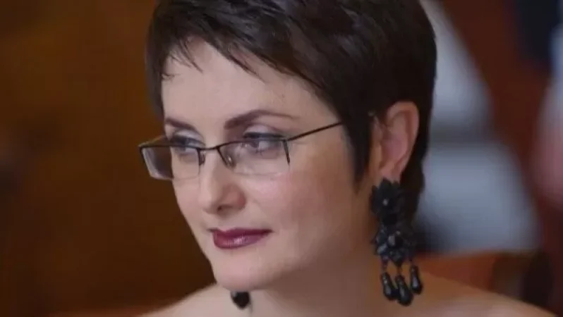 Հենց հիմա ոստիկանները Արմնյուզում են. Լիկա Թումանյան