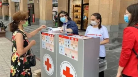 Երևանում գործում է քաղաքացիներին դիմակ բաժանելու համար նախատեսված 36 կետ