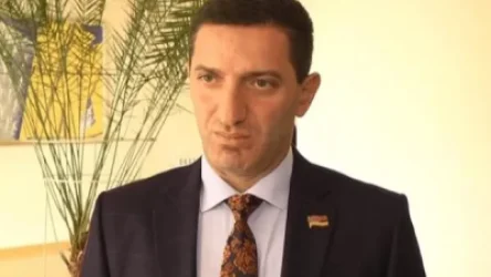 Գաղտնալսել և հրապարակել են Գևորգ Պետրոսյանի հեռախոսային խոսակցությունը