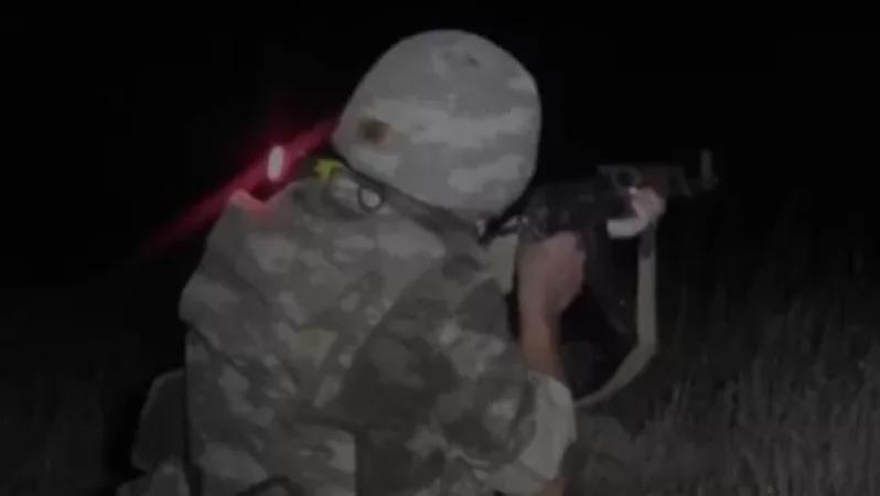 Ադրբեջանի ԶՈՒ-ն Արցախի սահմանի մոտակայքում մարտական կրակով գիշերային զորավարժություններ է անցկացրել