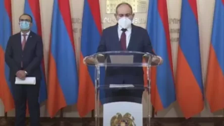 ՈՒՂԻՂ. Պարետատան նիստից հետո ճեպազրույց. մասնակցում են վարչապետ Նիկոլ Փաշինյանը և նախարար Արսեն Թորոսյանը