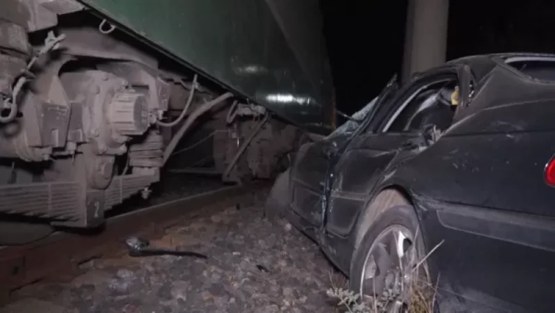 ՀԿԵ-ի գնացքը բախվել է ավտոմեքենային. կա տուժած