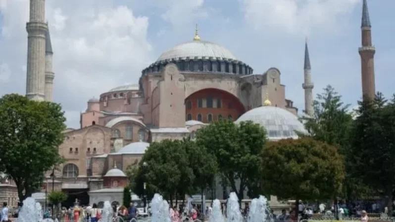 Այլ երկրների կարծիքը չի փոխի Սուրբ Սոֆիայի կարգավիճակի վերաբերյալ Թուրքիայի որոշումը. Ռեջեփ Թայիփ Էրդողան