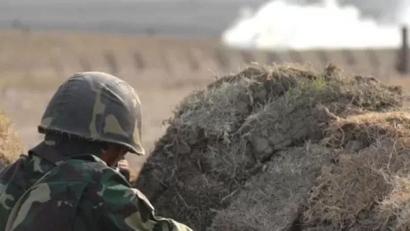 ՀՐԱՏԱՊ․ Առավոտյան հակառակորդը վերսկսել է սադրիչ գործողությունները՝ շարունակելով հրետակոծել հայկական դիքերի ուղղությամբ․ ՊՆ խոսնակ