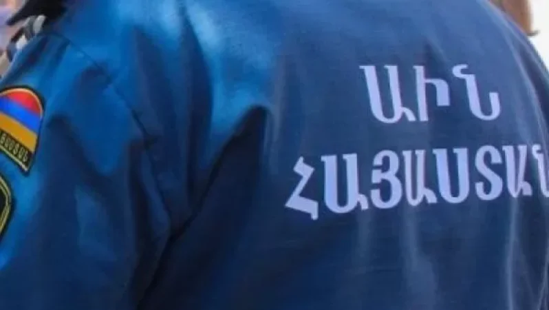 Հրազդանի կիրճում երիտասարդն ընկերուհու հետ բարձրացել է ժայռերի վրա և չի կարողանում իջնել