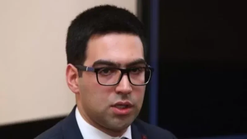 Current Model Ensures Checks and Balances, Venice Commission Acknowledges, Says Rustam Badasyan on President's Proposal for Constitutional Court Judges