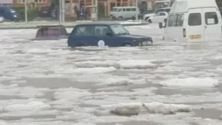 ՏԵՍԱՆՅՈՒԹ․ Կադրեր Գյումրիում մի քանի ժամ տեղացած հորդառատ անձրևի և կարկուտի հետևանքով ստեղծված իրավիճակից