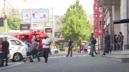 «Մեգամոլ Արմենիա»-ից տարհանվել է 1800 քաղաքացի. պայթուցիկ սարք չի հայտնաբերվել