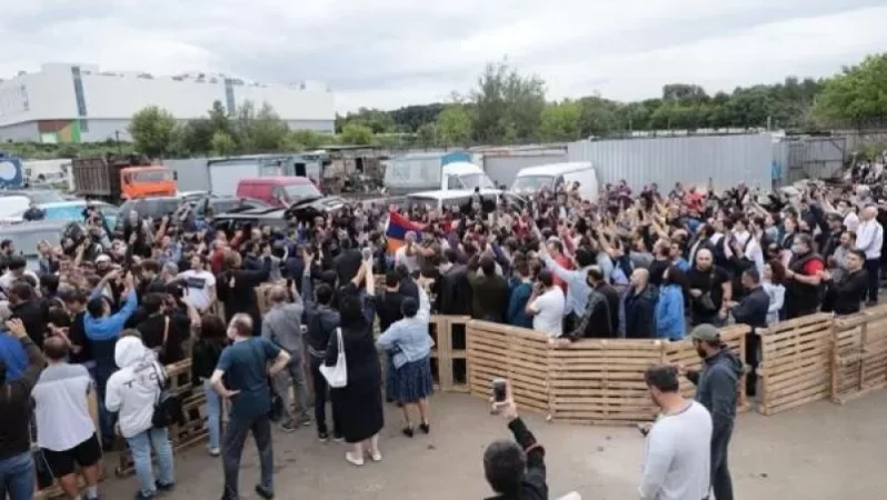 Ծիրաններով բեռնված հայկական բեռնատարները. ՌԴ-ում ՀՀ դեսպանությունը լուսանկարներ է հրապարակել