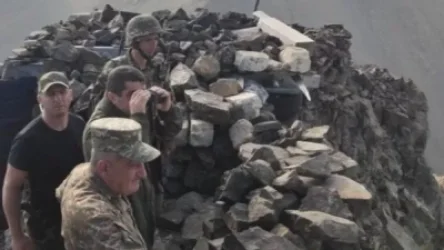 Արցախի նախագահը այցելել է ամենաբարձր դիրք՝ Գոմշասար և գիշերը մարտական հերթապահություն իրականացրել