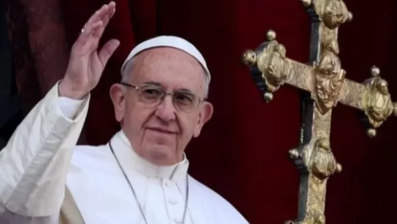 Pope Francis Calls for Dialogue Between Armenia and Azerbaijan