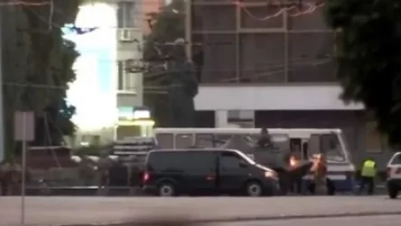 Լուցկում ավտոբուսի պատանդ ուղևորներն ազատ են արձակվել. պատանդառու տղամարդը ձերբակալված է