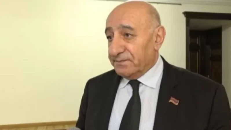 Վարդևան Գրիգորյանը փոխարինեց Սերգեյ Բագրատյանին