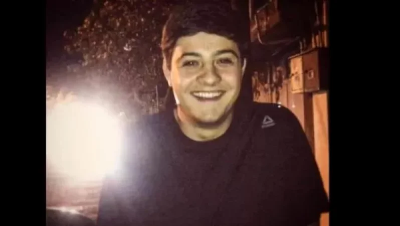 Ծանր վիրավորումից մահացած 19-ամյա Արթուրն ավագ եղբոր հետ նույն զորամասում էր ծառայում. NEWS .am