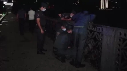 ՈՒՂԻՂ. Քաղաքացին այսօր արդեն երկրորդ անգամ փորձում է ցած նետվել Հաղթանակ կամրջից