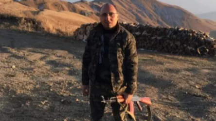 Գոնե նախապատմությունը գիտե՞ք, թե վիդիոյի էդքան մասով եք իրավապաշտպան դարձել. փորձագետը՝ ադրբեջանցիներին պաշտպանող հայերին