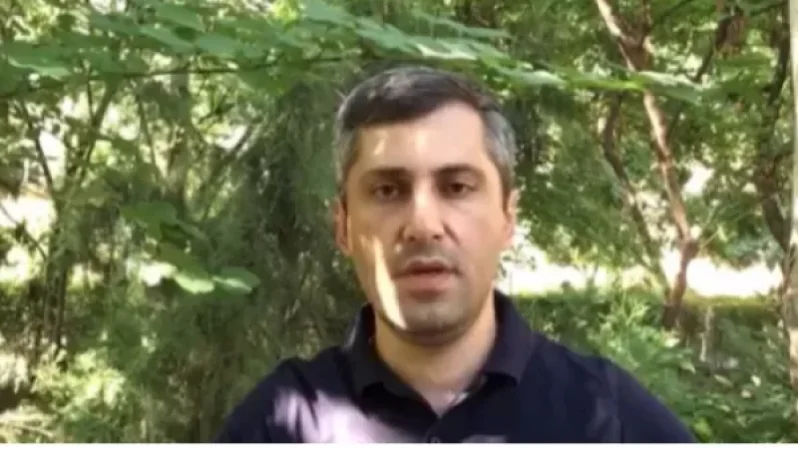 Սևանում լողալը մարդու առողջությանը կարող է լրջորեն վնասել. Վահագն Վարագյան