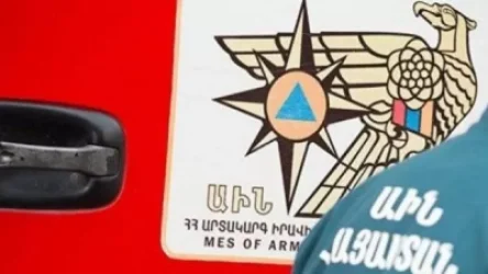 Ջրվեժում Mercedes է ընկել լողավազանը. կան տուժածներ