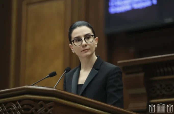 Աննա Վարդապետյանը ԱԺ ամբիոնից ստել է․ մանրամասներ․ Irakanum