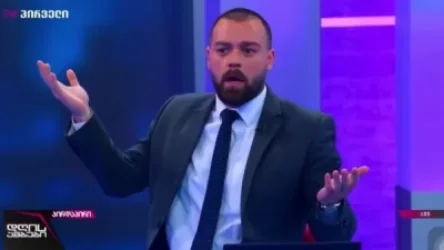 ՏԵՍԱՆՅՈՒԹ. Ուժեղ աղմուկ. երկրաշարժը՝ վրացական հեռուստաալիքի ուղիղ եթերում