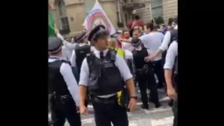 ՈՒՂԻՂ. Մեծ Բրիտանիայի Հայ դատի հանձնախմբի ներկայացուցիչները հավաք են կազմակերպել BBC-ի դիմաց