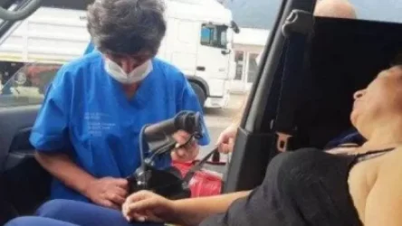 Գիշերում են մեքենայում, լողանում լճում. 81 մարդ մեկ շաբաթ ապրում է Բագրատաշենում