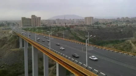 Քաղաքացին ցանկանում է ինքնասպանություն գործել՝ նետվելով Երևանի Դավիթաշենի կամրջից