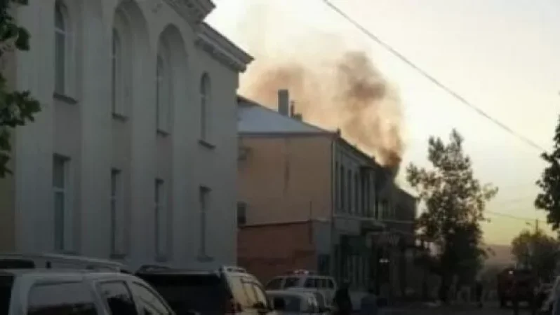 Զանգվածային միջադեպ Ախալքալաքում. կան զոհեր, հյուրանոց է այրվում