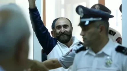 Սմբատ Բարսեղյանին՝ ցմահ, Պավլիկ Մանուկյանին՝ 9 տարի. դատախազների միջնորդությունը