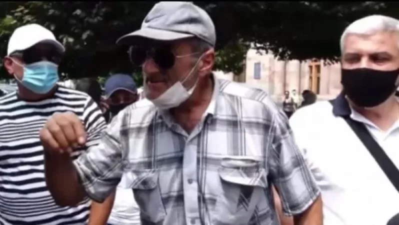 Ավտոներկրողների միության բողոքի ակցիան Կառավարության դիմաց