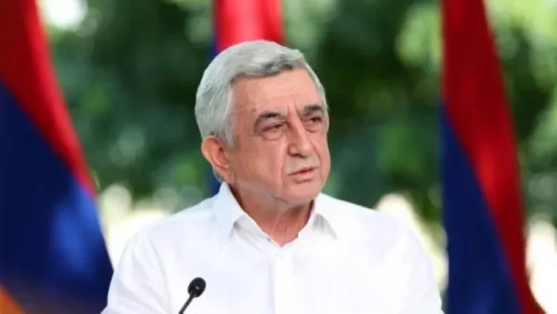 Ինչո՞ւ է ասուլիսը տեղի ունենում «Հարսնաքարում». Սերժ Սարգսյանը պարզաբանում է