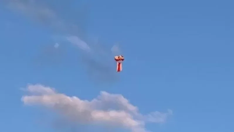 Բելառուսը ուղղաթիռներ է օդ բարձրացրել՝ «Լիտվայի տարածքից հակապետական խորհրդանիշով» օդապարիկները «որսալու» նպատակով