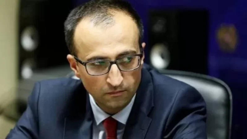 «Ժողովուրդ». «Դասալիք» նախարարը․Արսեն Թորոսյանը լքել է մարտի դաշտը՝ դավաճանելով ազգին