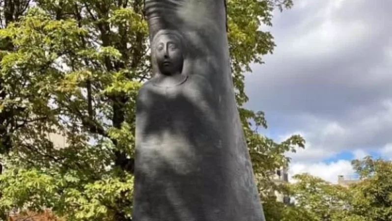 Փարիզում պղծել են Հայոց ցեղասպանության խորհրդանիշ Կոմիտասի հուշարձանը