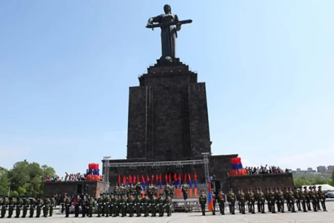 Իշխանական պատգամավորներին զգուշացրել են՝ ամենուշը առավոտյան 8-ին լինել զբոսայգում. «Հրապարակ»