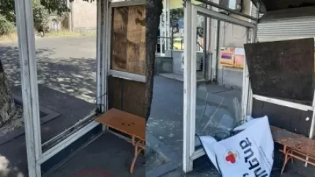 Լուսանկարներ. Մալաթիա-Սեբաստիա վարչական շրջանում այս գիշեր միանգամից 5 կանգառ ջարդուփշուր է արվել