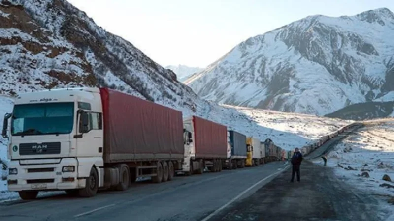 Հայկական բեռնատարների թիվը՝ «Վերին Լարս»-ը հատելու հերթում